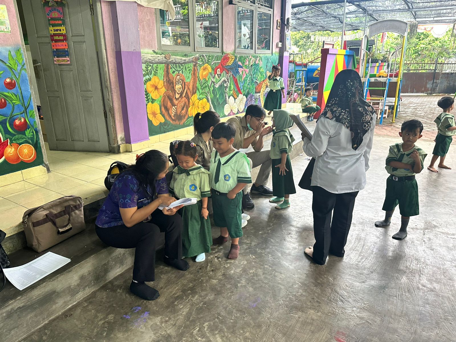 Kegiatan sdidtk skrining kesehatan dan pembinaan di paud/tk bina bhakti spkk