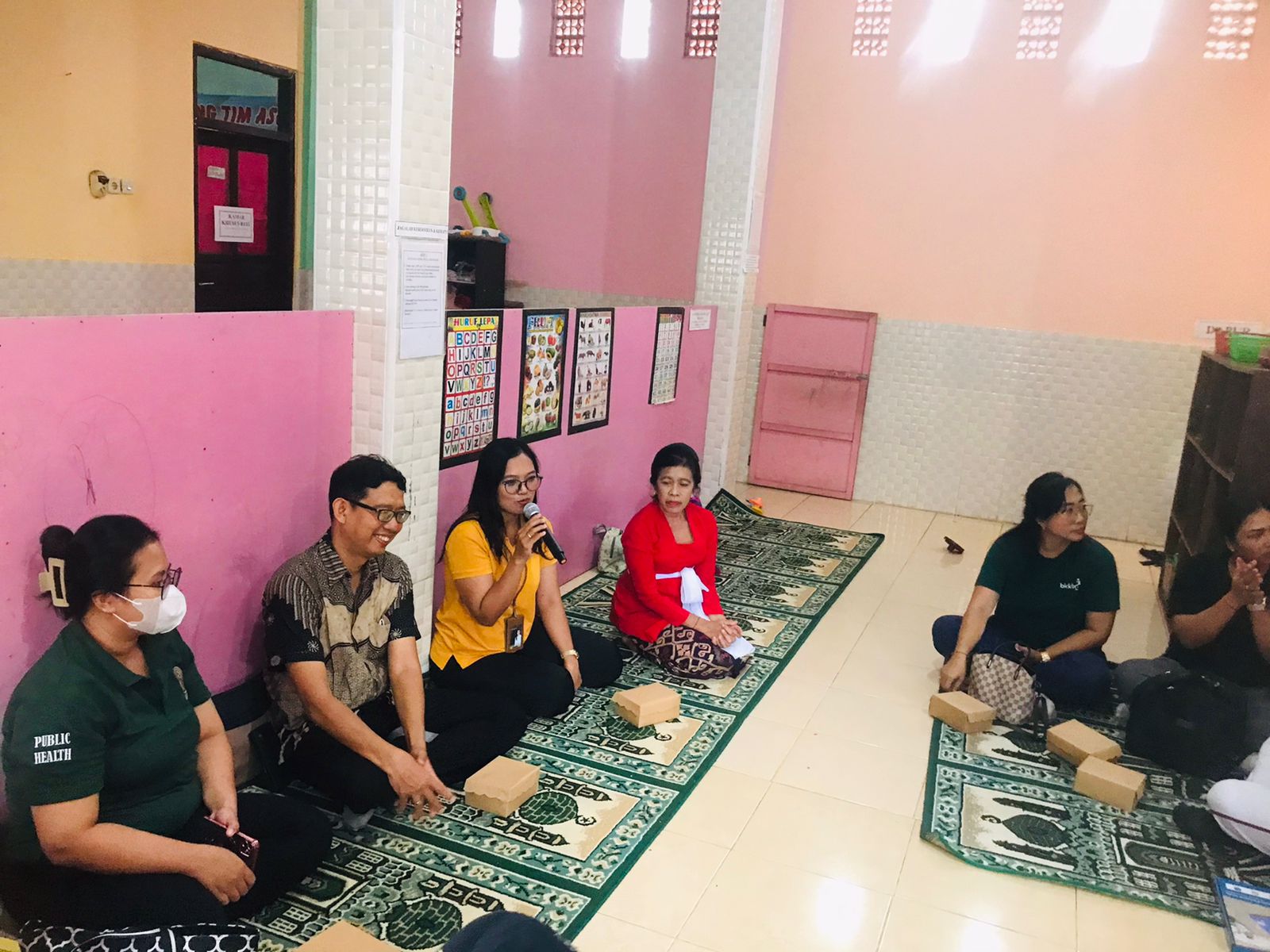 kegiatan parenting khusus anak TPA bintang nusantara spkk yg diisi oleh dr spesialis anak dan bkkbn kab klungkung dan provinsi bal