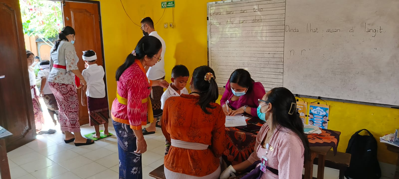 kegiatan skrining anak sekolah di SDN Jumpai