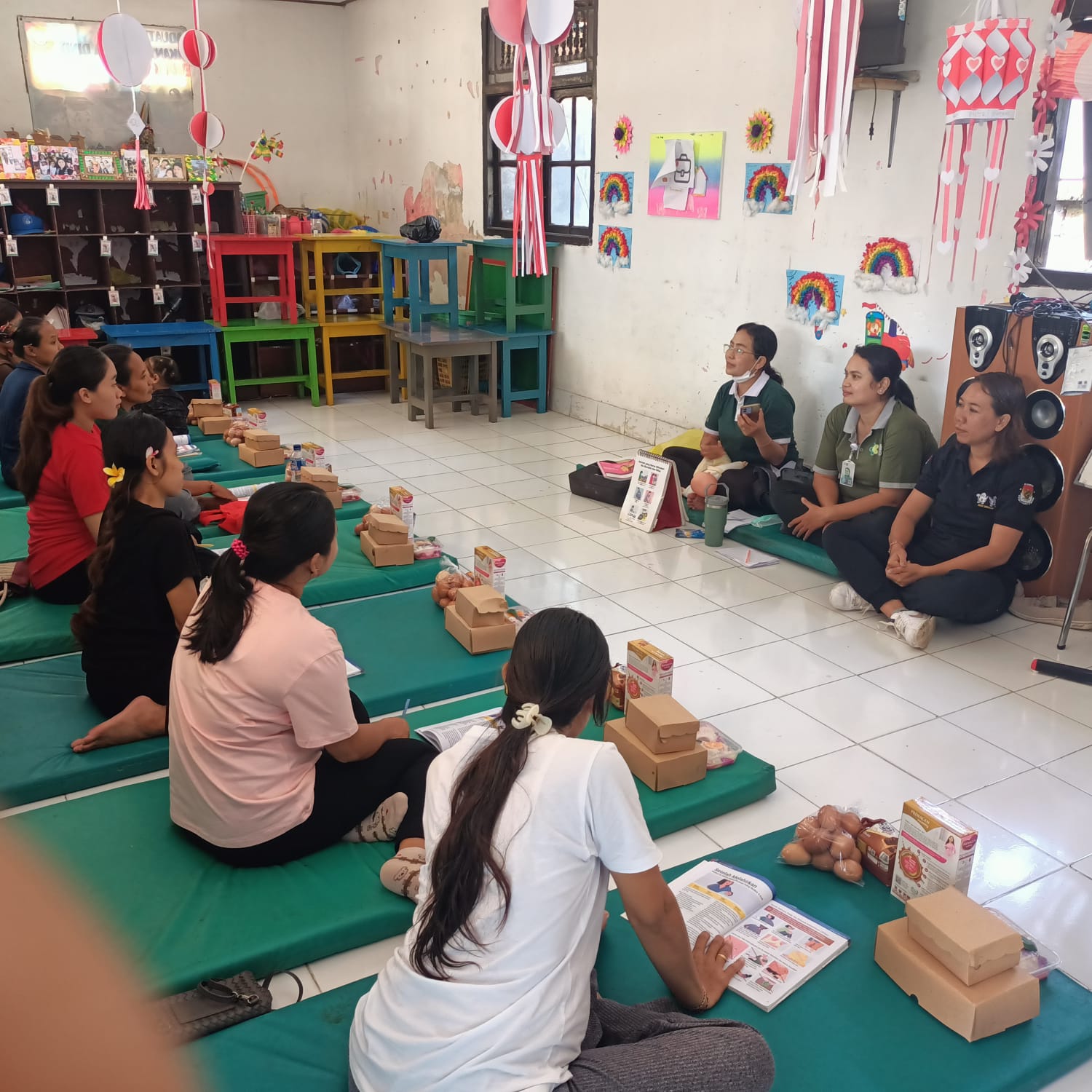 kegiatan kelas ibu di desa tangkas dengan materi yang diberikan pertemuan 2 tentang persalinan