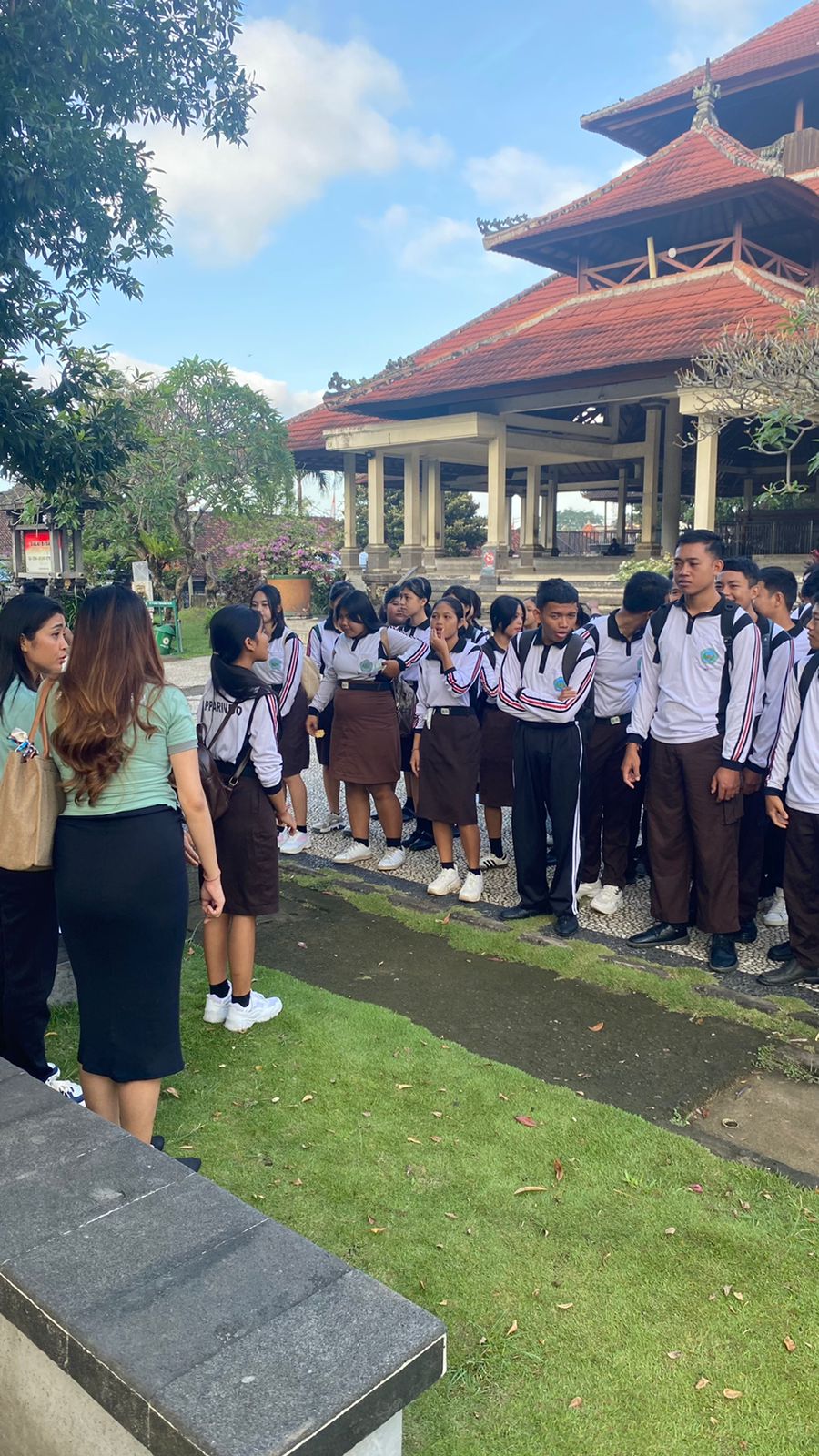 kegiatan tes kebugaran siswa SMP 1 semarapura dan yapparindo