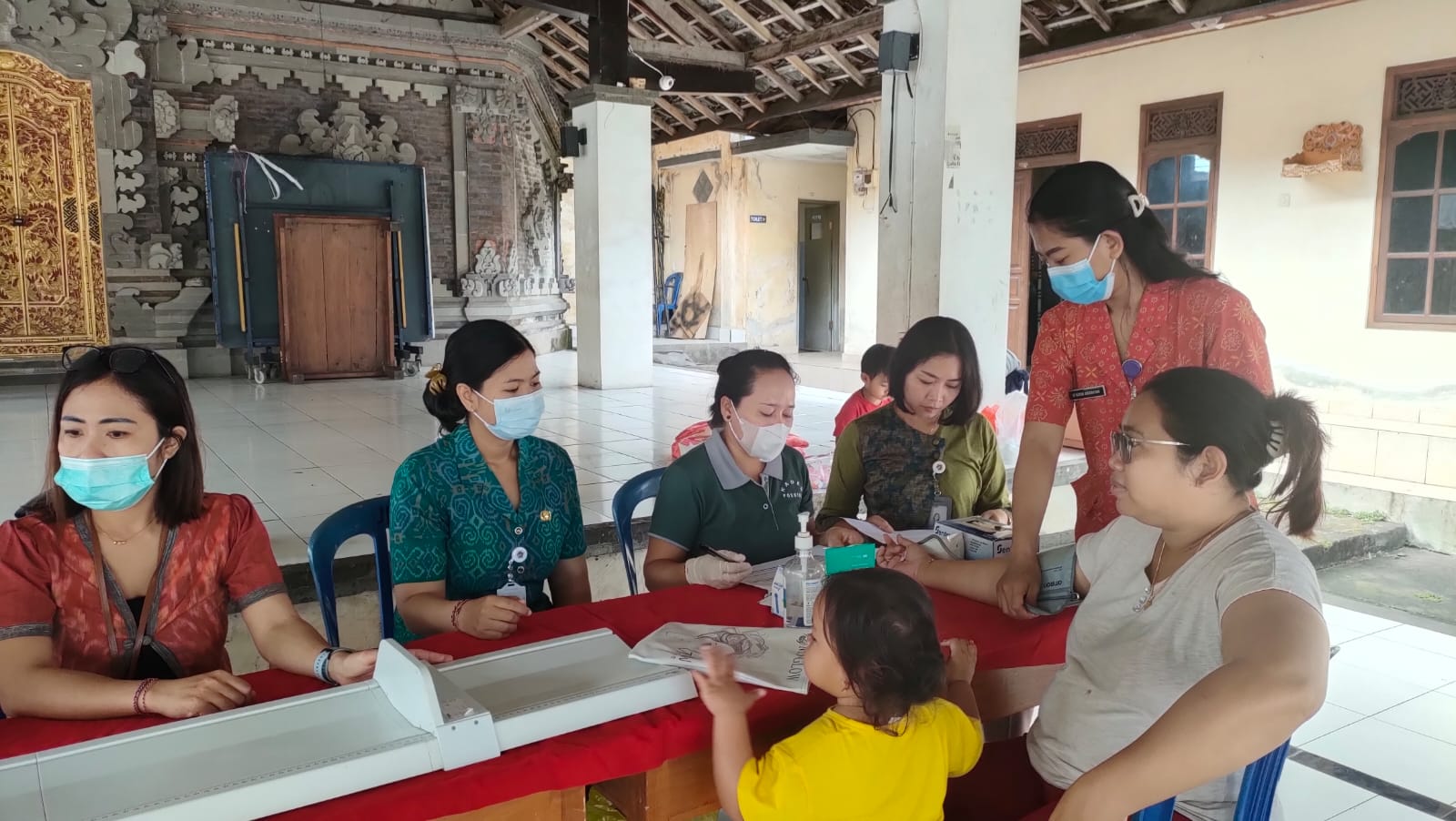 giat posyandu ILP Kunti desa tojan, skrining PTM, imunisasi, dan monitoring evaluasi