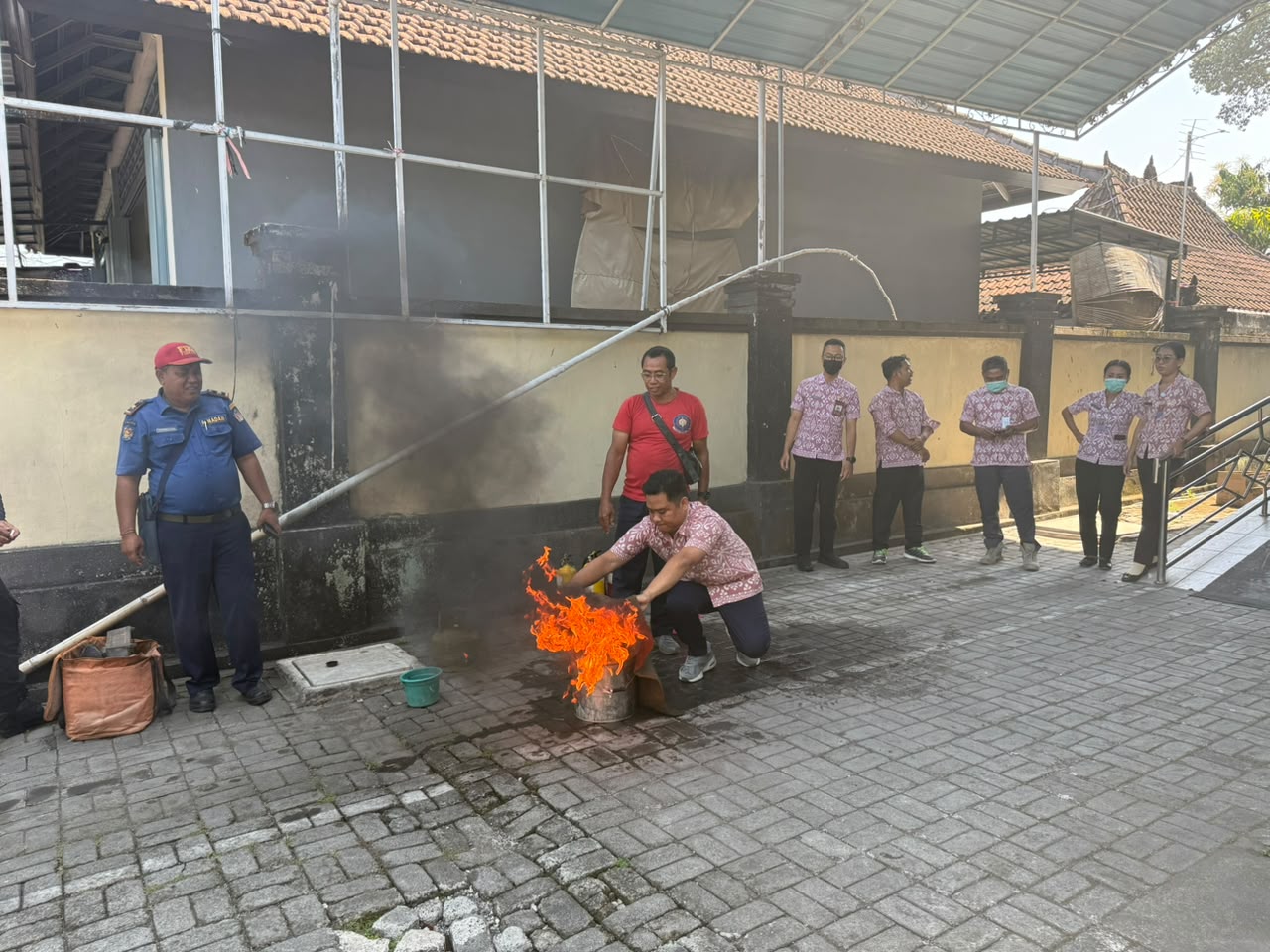 Pelatihan Pemadam Kebakaran Puskesmas Klungkung I